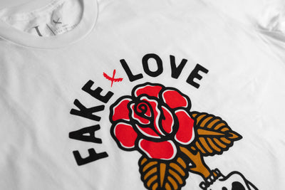 FAKE LOVE TEE - White