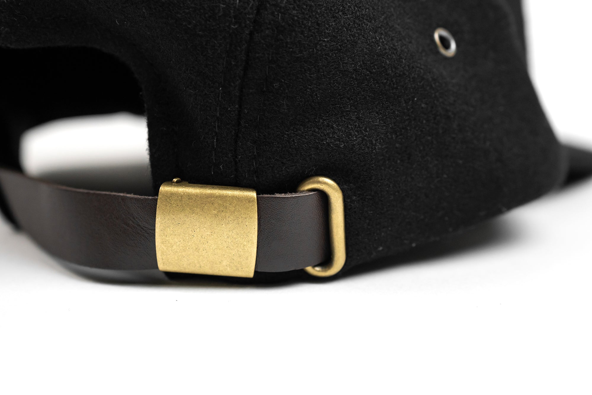 5 panel cheap cap leather strap